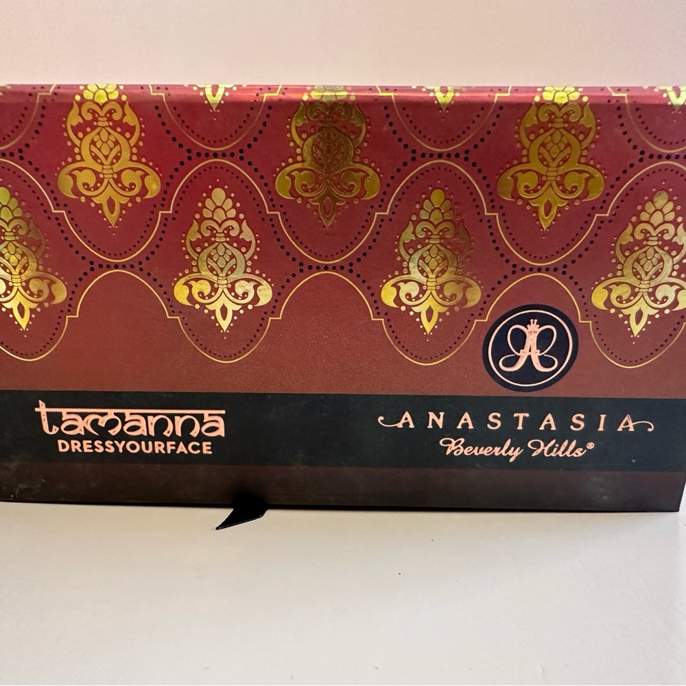 Anastasia Tamanna Palette - Picture 2 of 2